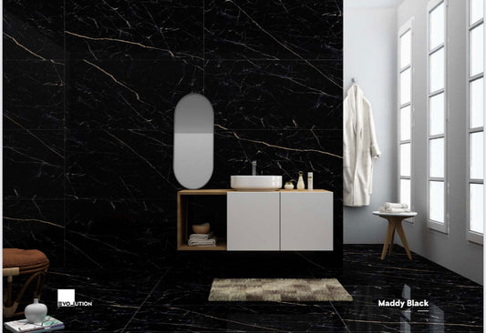 Maddy Black 60x120 image 0